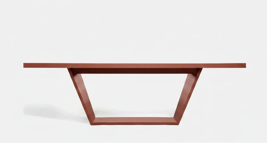 Trape Dining Table