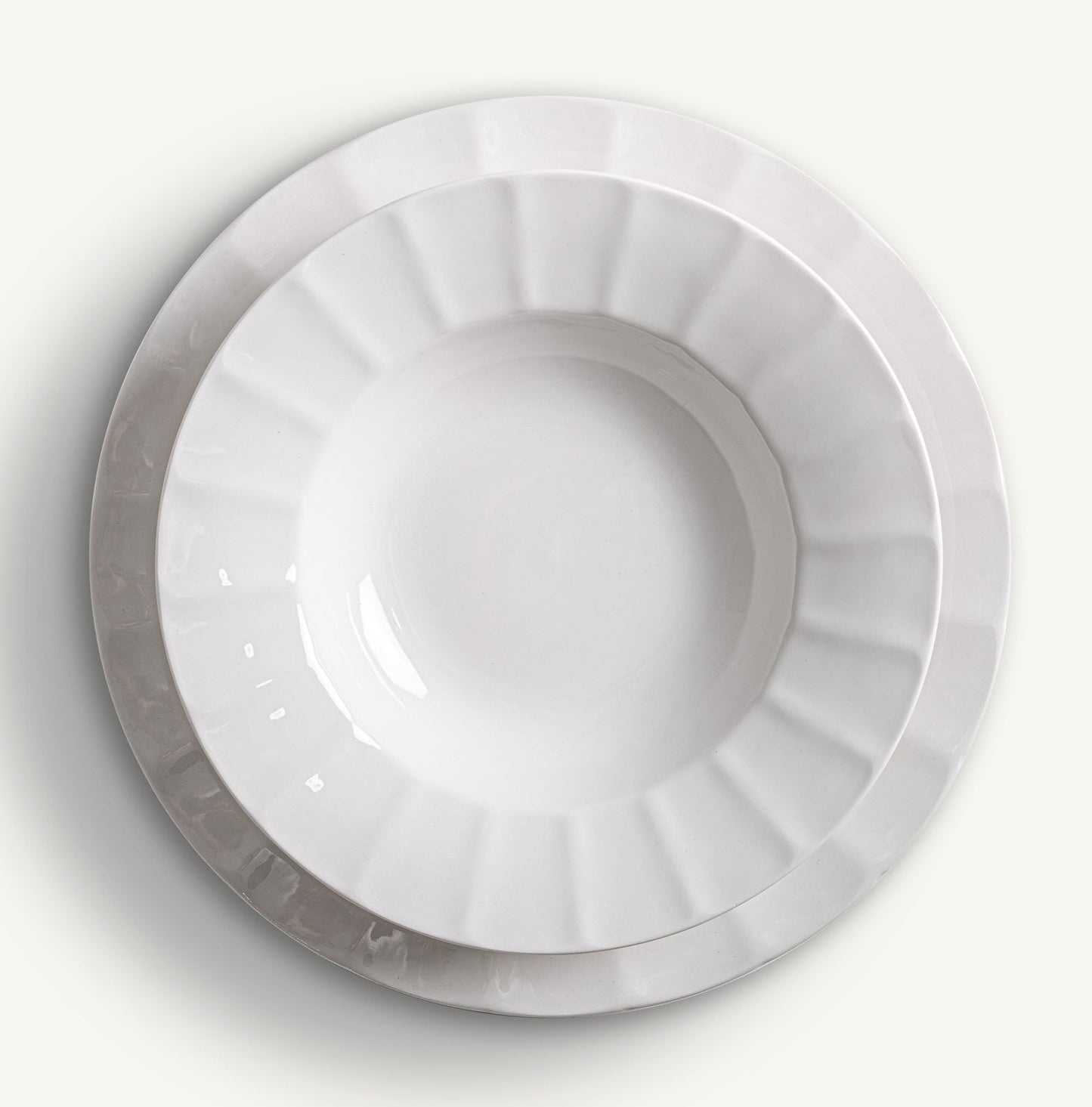 BONDEY CROCKERY (SET OF 18)