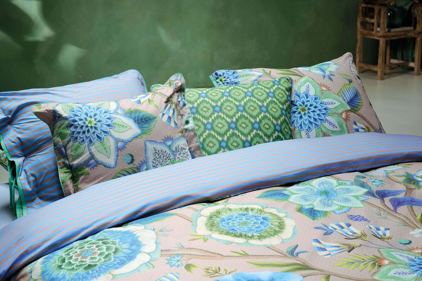 Viva la Vida Duvet Cover - blue