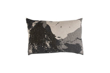 Load image into Gallery viewer, Floreo cushion
