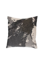 Load image into Gallery viewer, Floreo cushion
