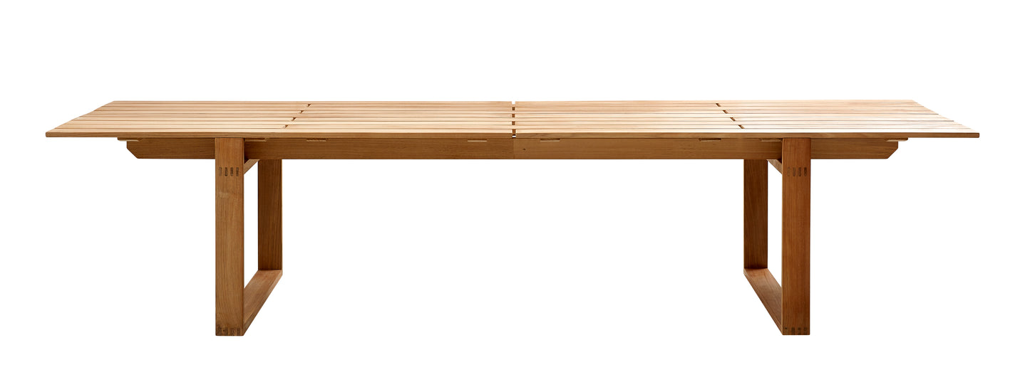 Endless table