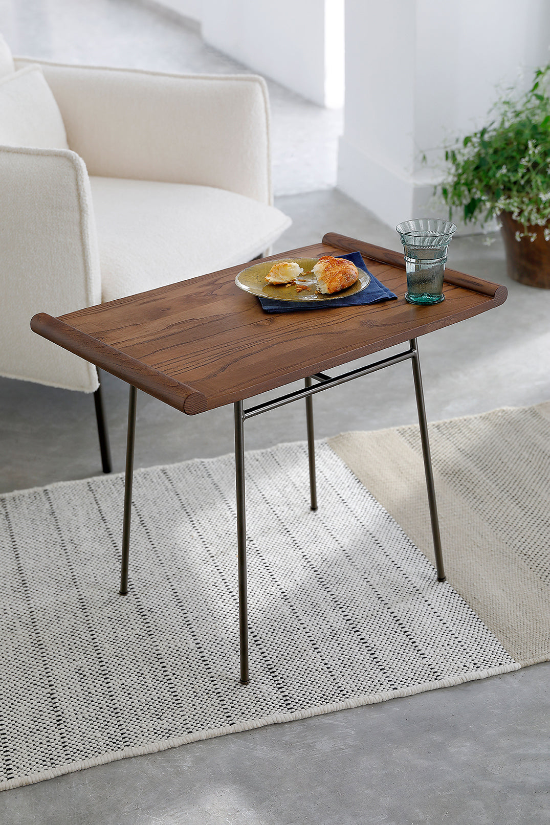 Baby table