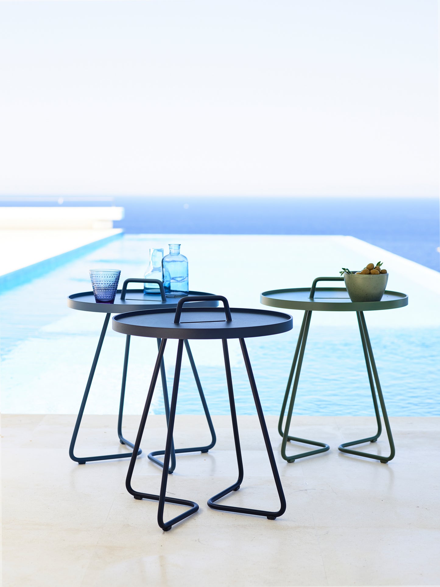 On-the-move table
