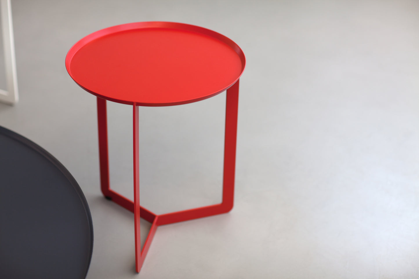 Round 1, 2, 3, 4 and 5 outdoor coffee table