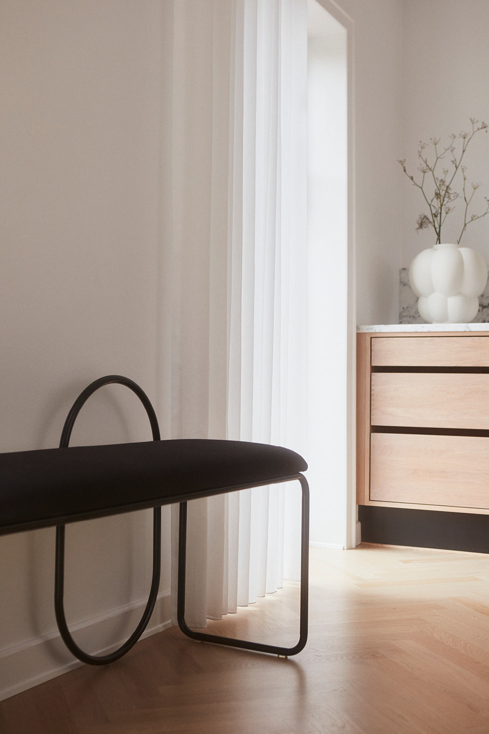 Angui bench