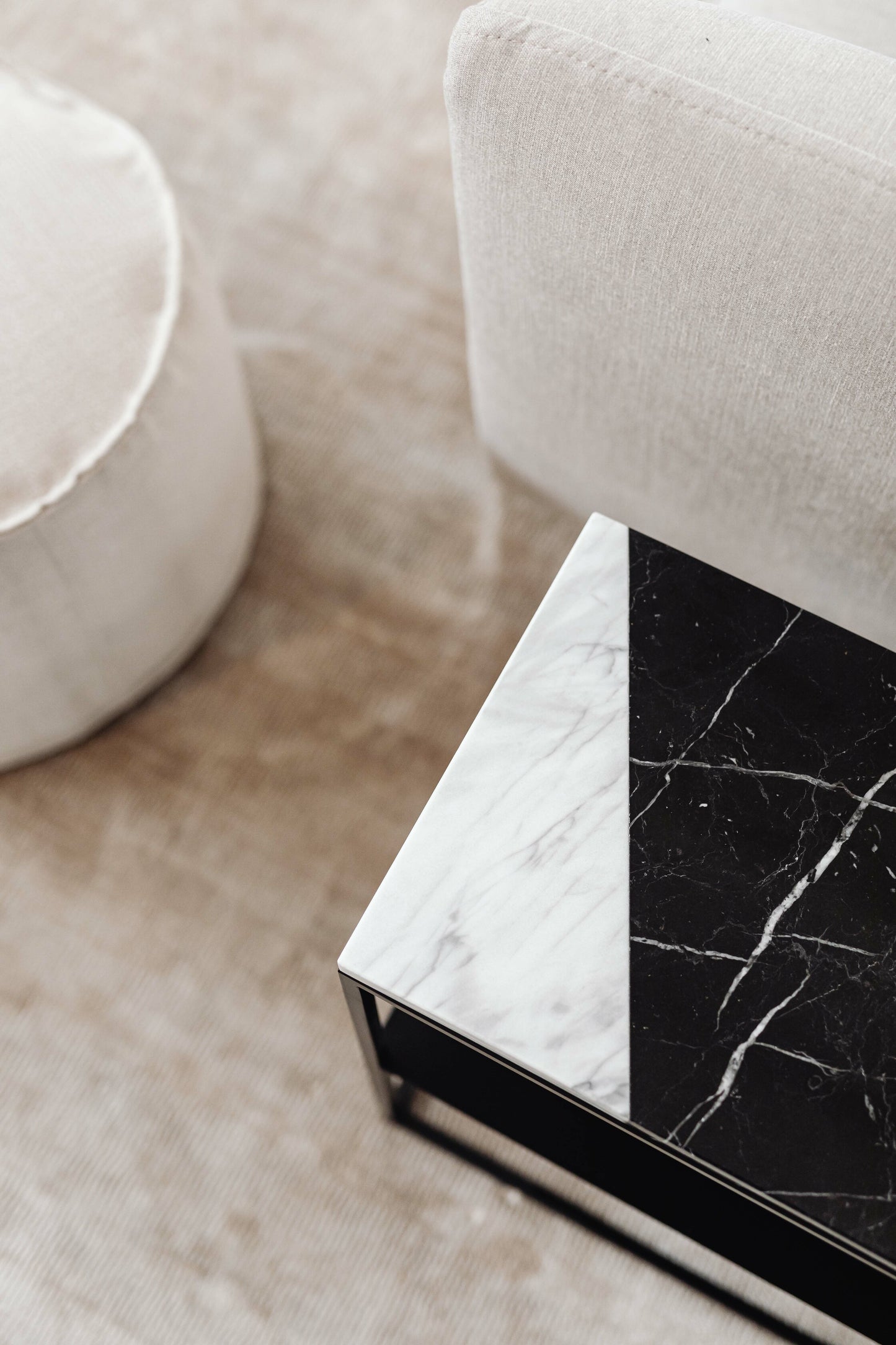 Cut Maxi console