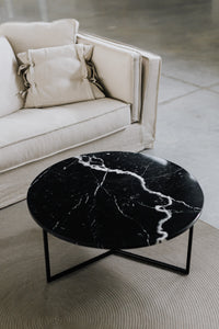 Oval coffee table