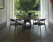 Carregar imagem no visualizador da galeria, Barbara marble table
