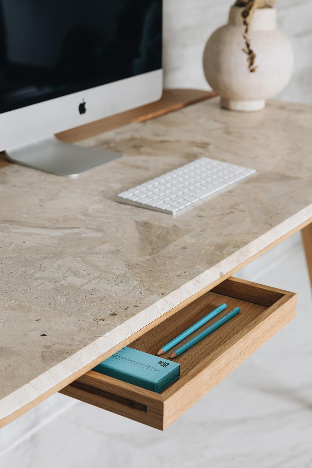 Draft desk kunis brescia