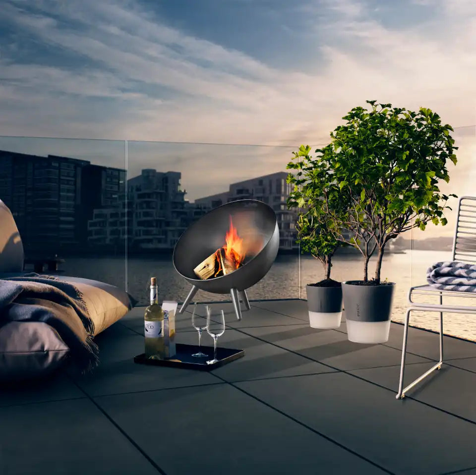 FireGlobe fireplace