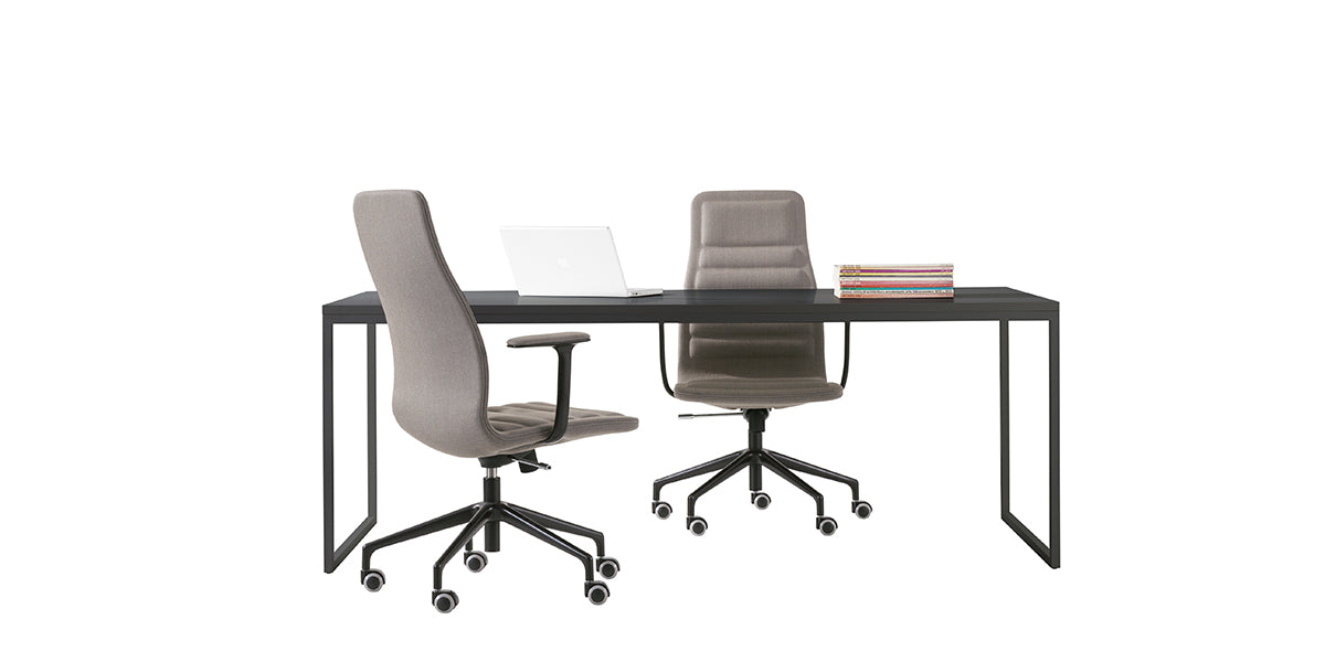 Fronzoni table