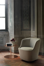 Carregar imagem no visualizador da galeria, Orla armchair
