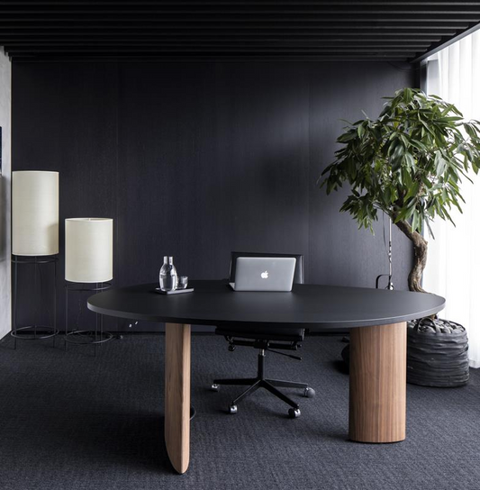 Senses Rock desk