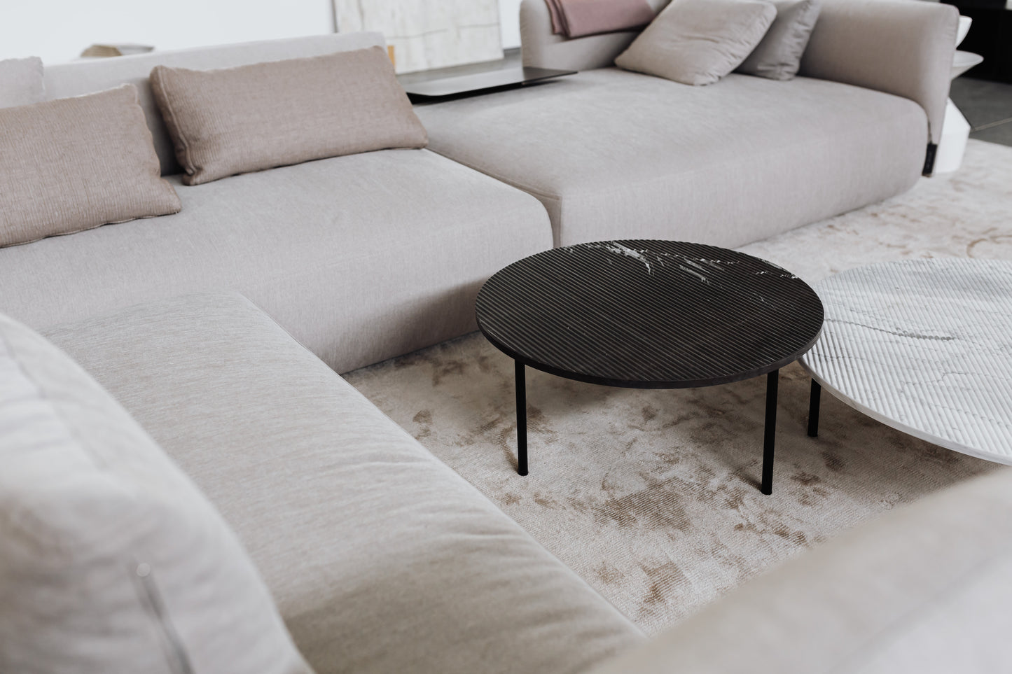 Gruff coffee table